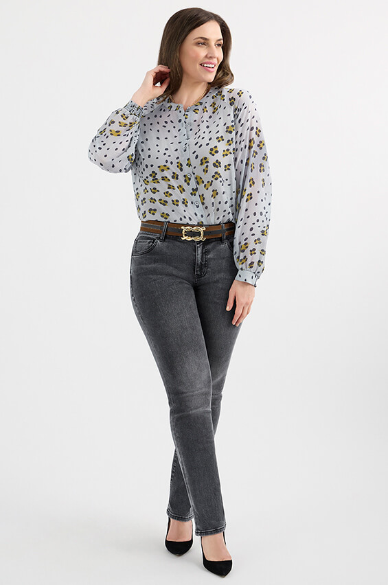 Model wearing the Hunter Blouse and the Cinch Straight